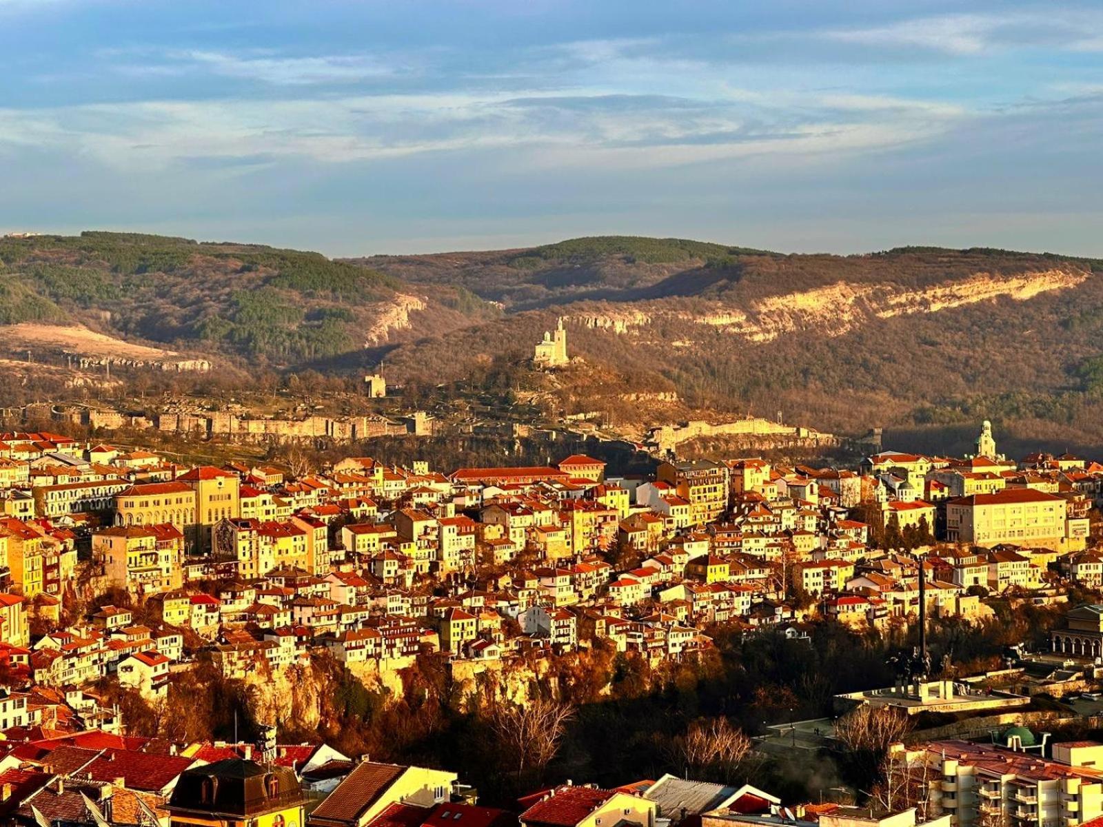 Top Sky View - Studio Panorama Veliko Tarnovo Exterior photo